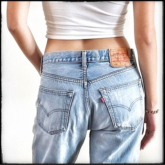 Levi's Denim - Levi's 501 Button Fly Medium Wash 100% Cotton Perfectly Broken In & Distressed!!